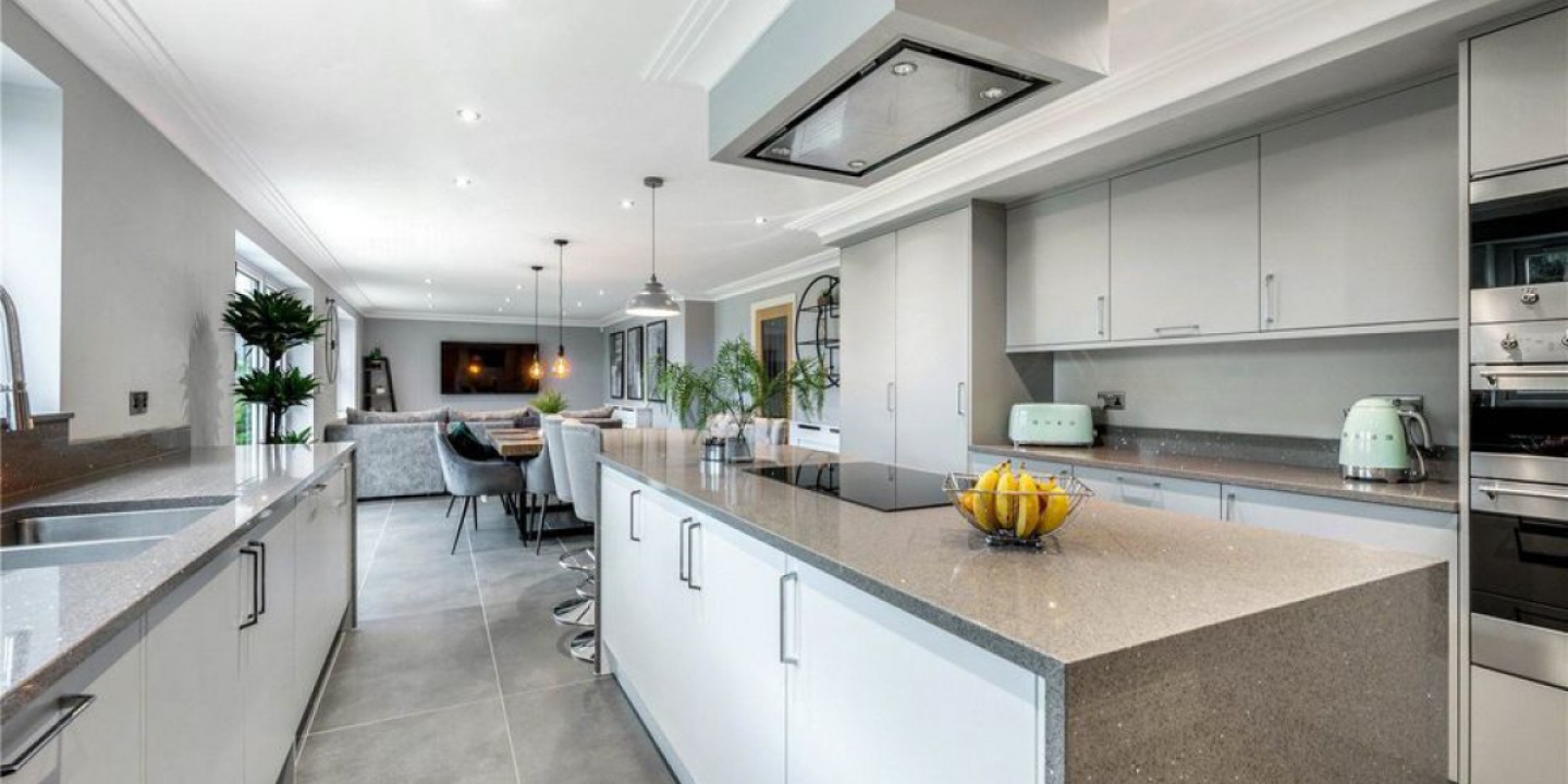 Modern Kitchen Diner with Island